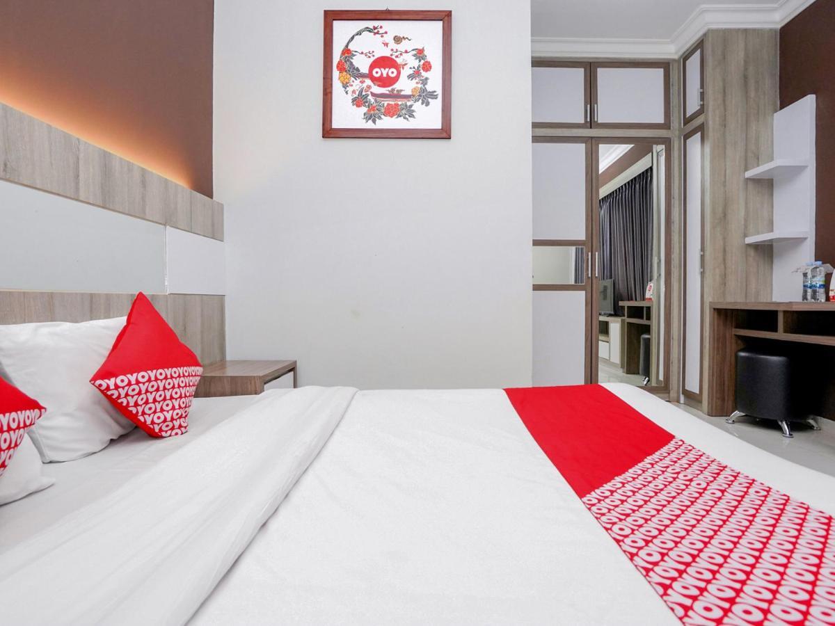 OYO 747 Cipunegara Residence Surabaya Exterior foto